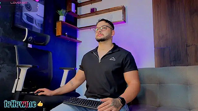 Andrew Brown online show from 10-24-25, 07:32