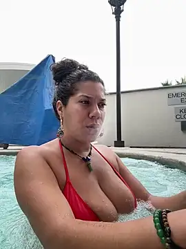 Snapshot of Bigbuttbrooklynn chatting on 11-03-25, 05:47 Bigbuttbrooklynn online show from 11-03-25, 05:47