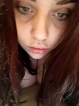 Snapshot of persefone97 chatting on 01-16-25, 04:17 persefone97 online show from 01-16-25, 04:17