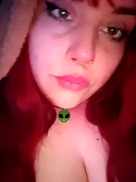 Snapshot of persefone97 chatting on 11-10-25, 05:45 persefone97 online show from 11-10-25, 05:45