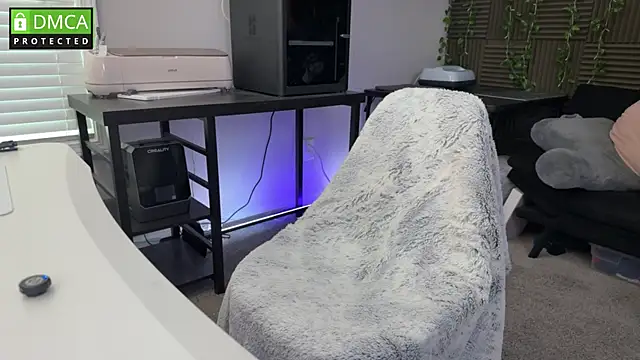 Cosmic Rose online show from 04-24-26, 01:57