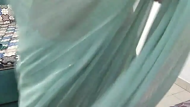 bhabhisexxy 880 online show from 04-23-26, 06:47