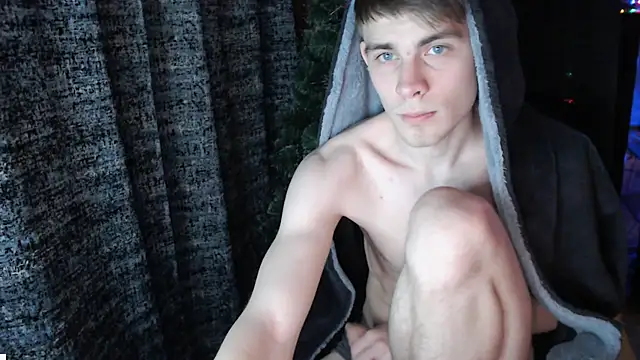 Student Oliver online show from 12-14-25, 05:18