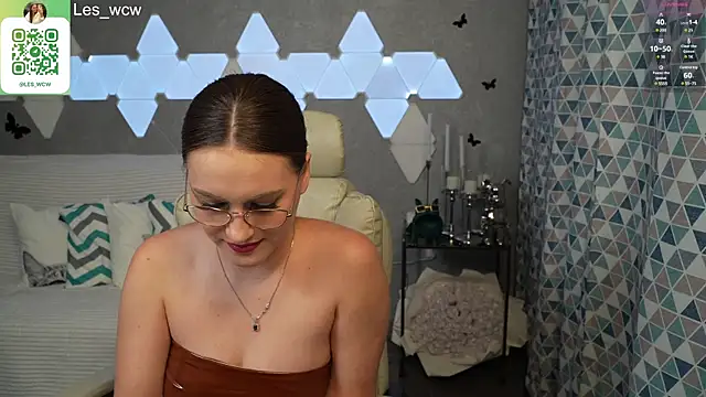 HarleyDeess online show from 02-02-25, 01:23