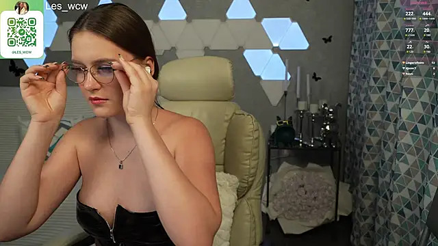 HarleyDeess online show from 02-04-25, 12:29