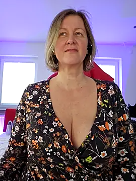 MarleneBloem online show from 03-13-25, 03:39