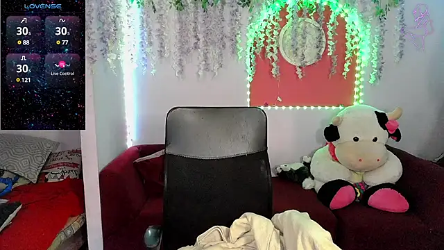 Snapshot of ValentinaMiller_ chatting on 01-22-25, 07:34 ValentinaMiller  online show from 01-22-25, 07:34