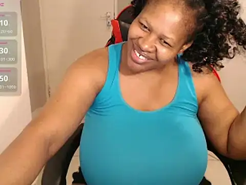 Snapshot of bustylisa1983 chatting on 03-02-25, 10:27 bustylisa1983 online show from 03-02-25, 10:27