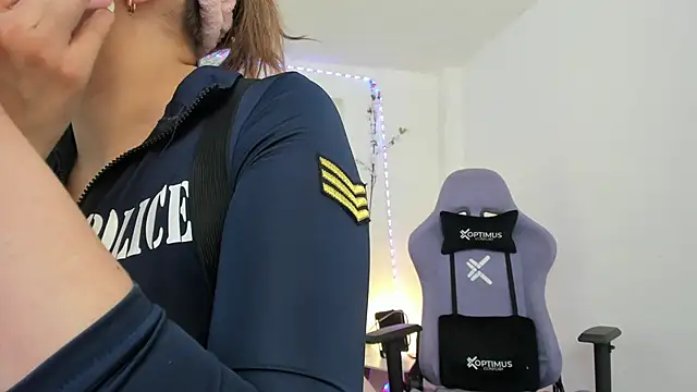 Samanta roberts1 online show from 10-31-25, 11:55