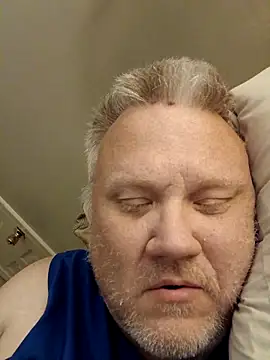 Snapshot of Jbirdb48 chatting on 11-14-25, 04:44 Jbirdb48 online show from 11-14-25, 04:44