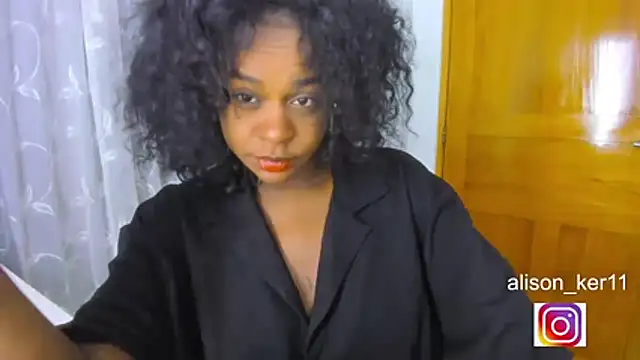 Snapshot of alison-ker3 chatting on 06-03-26, 06:49 alison-ker3 online show from 06-03-26, 06:49