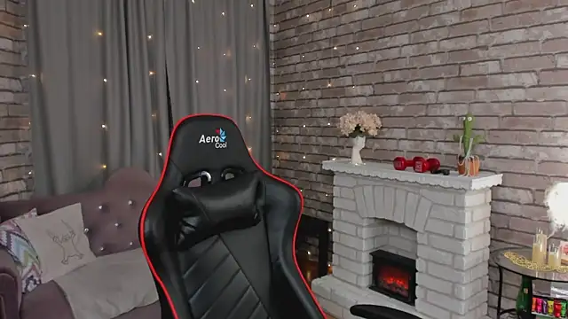 SarahCoksss online show from 04-25-26, 12:13