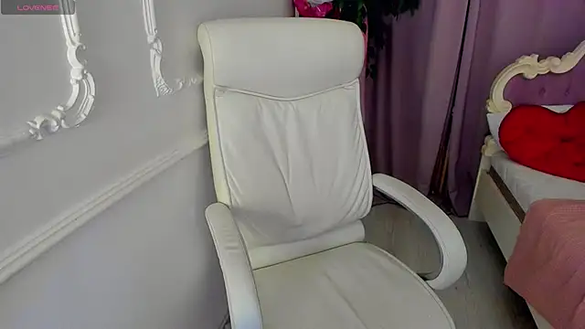 Lily Marlin online show from 05-29-26, 01:36