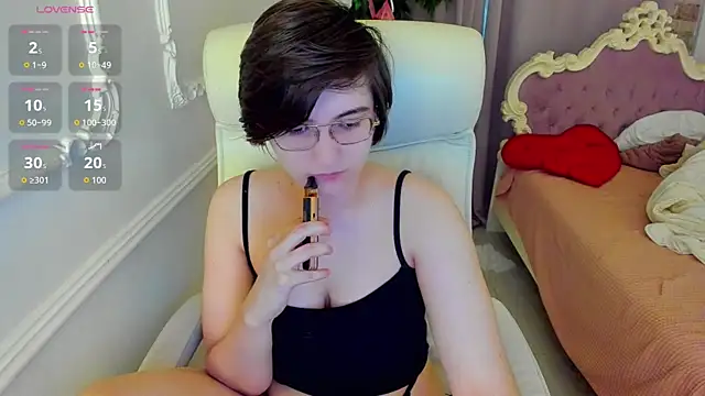 Lily Marlin online show from 07-26-26, 04:09