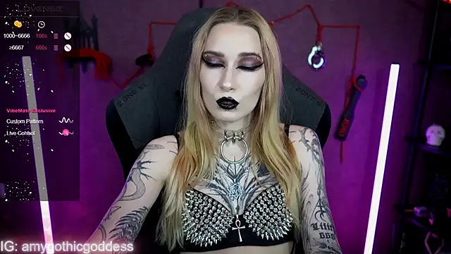 amywhitenessxx online show from 11-23-25, 02:17