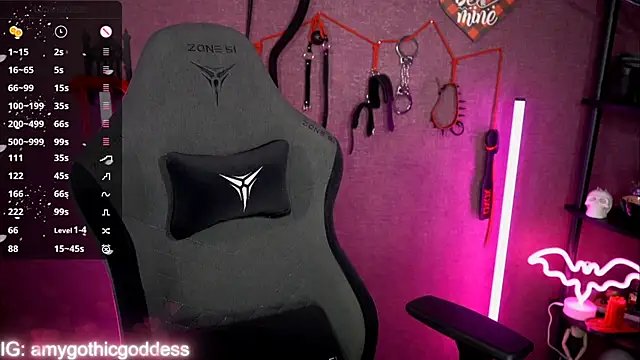 Snapshot of amywhitenessxx chatting on 03-20-26, 12:43 amywhitenessxx online show from 03-20-26, 12:43