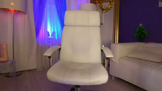 Margo Pearls online show from 12-19-24, 02:13