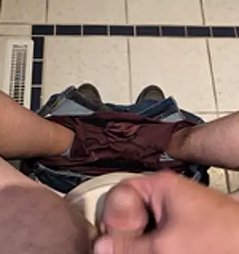 Snapshot of Jackauff69 chatting on 10-25-25, 07:52 Jackauff69 online show from 10-25-25, 07:52