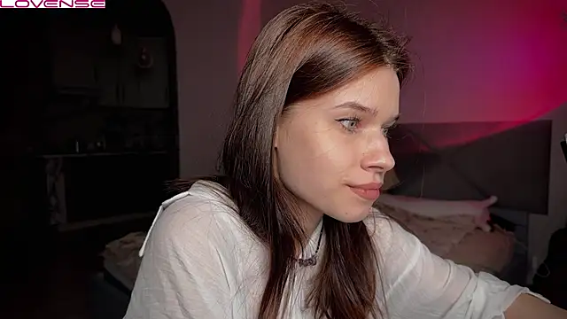 Snapshot of YourOblivion chatting on 03-21-25, 05:34 YourOblivion online show from 03-21-25, 05:34