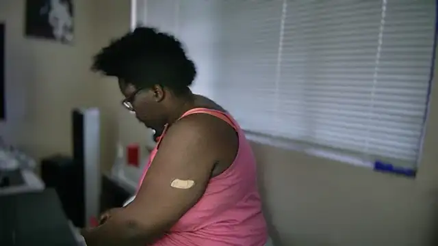 Snapshot of Yagurl__west chatting on 02-28-25, 01:37 Yagurl west online show from 02-28-25, 01:37