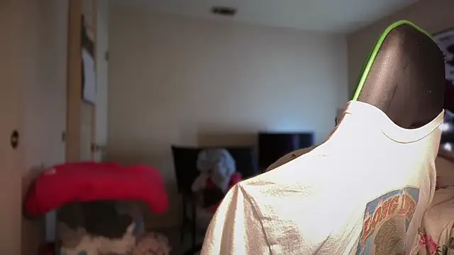 Snapshot of Yagurl__west chatting on 01-09-26, 02:58 Yagurl west online show from 01-09-26, 02:58