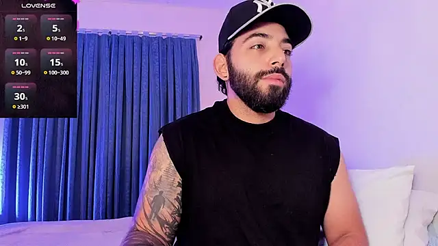 Snapshot of leo_thewolf_ chatting on 11-13-25, 08:19 leo thewolf online show from 11-13-25, 08:19