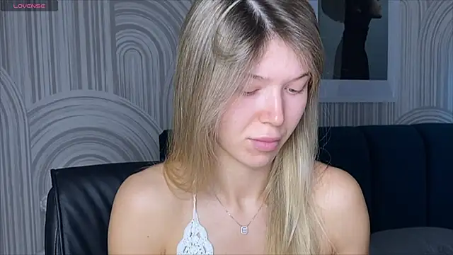 viviann evans online show from 09-16-25, 01:06