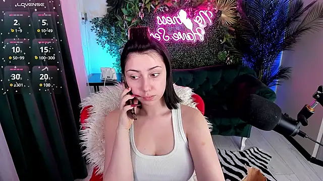 PennyMay online show from 03-21-25, 04:39