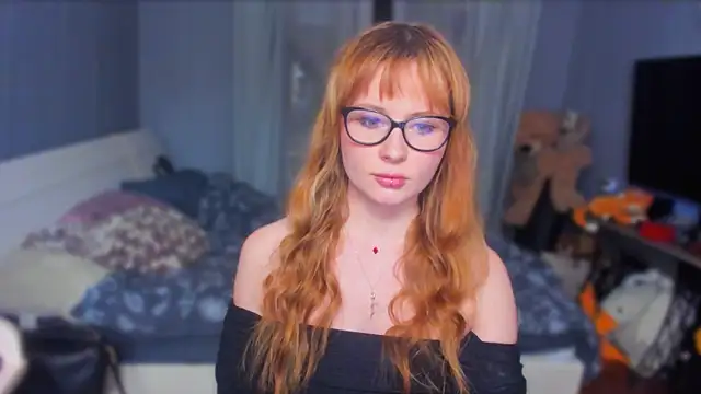 Snapshot of KlementinaBbG chatting on 11-02-25, 07:38 KlementinaBbG online show from 11-02-25, 07:38