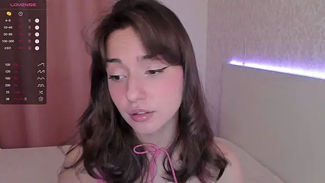 Snapshot of XYour_CharmX chatting on 12-15-24, 08:41 XYour CharmX online show from 12-15-24, 08:41