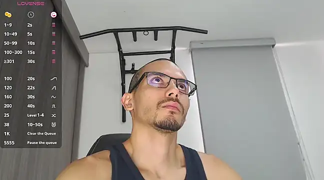 Snapshot of russthiago chatting on 02-12-25, 03:49 russthiago online show from 02-12-25, 03:49