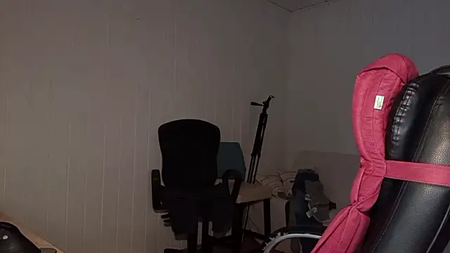 Rainfish online show from 03-19-25, 06:12