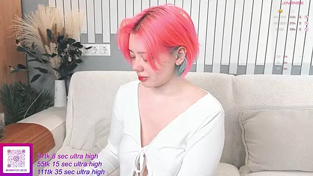   KawaiiYuki   online show from 11-30-25, 07:23