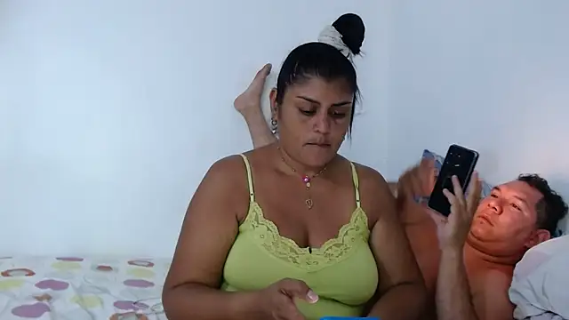 Snapshot of AlyDenalioficial chatting on 03-11-25, 04:07 AlyDenalioficial online show from 03-11-25, 04:07