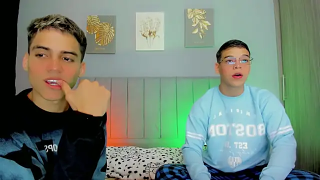 Snapshot of jake_and_joaquin chatting on 03-01-25, 09:29 jake and joaquin online show from 03-01-25, 09:29