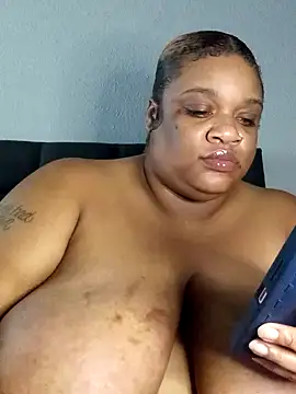 Snapshot of NaughtyHottieBBW chatting on 01-30-25, 04:45 NaughtyHottieBBW online show from 01-30-25, 04:45