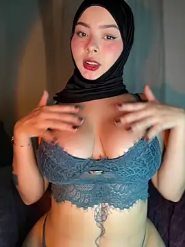 aneesa darzi online show from 10-18-25, 11:05