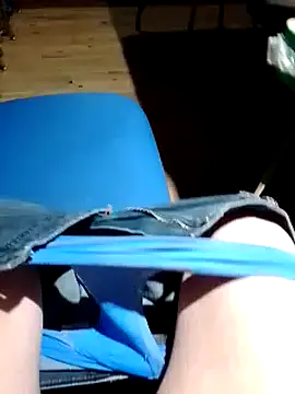 Snapshot of DrakoSexy chatting on 03-17-25, 07:35 DrakoSexy online show from 03-17-25, 07:35