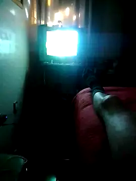 Snapshot of DrakoSexy chatting on 11-05-25, 08:36 DrakoSexy online show from 11-05-25, 08:36