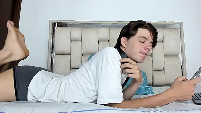 daniel hot03 online show from 06-10-26, 01:32