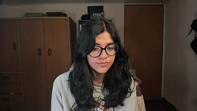 valerie  skyy online show from 01-07-25, 03:35