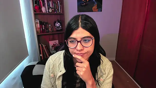 Snapshot of valerie__skyy chatting on 07-01-26, 12:07 valerie skyy online show from 07-01-26, 12:07