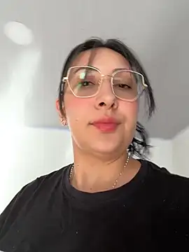 my-kitty online show from 06-16-26, 09:17