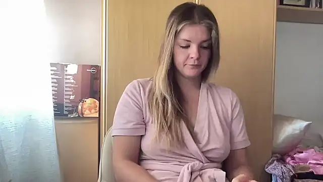 missykat online show from 06-17-26, 11:01