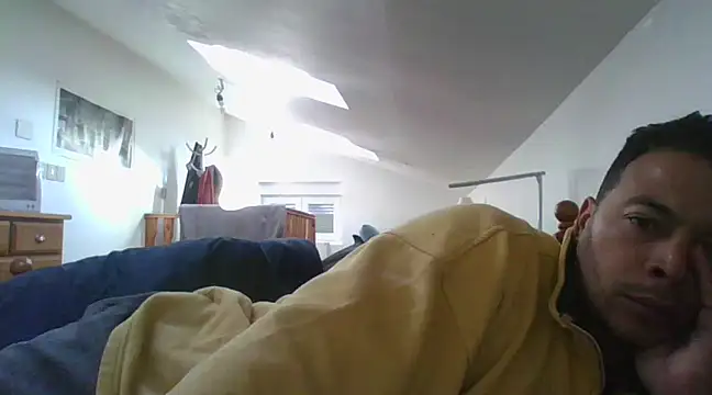 Snapshot of Joseboytoy chatting on 01-26-25, 01:15 Joseboytoy online show from 01-26-25, 01:15