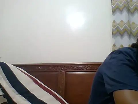 Snapshot of sexy__candyy chatting on 10-20-25, 08:42 sexy  candyy online show from 10-20-25, 08:42