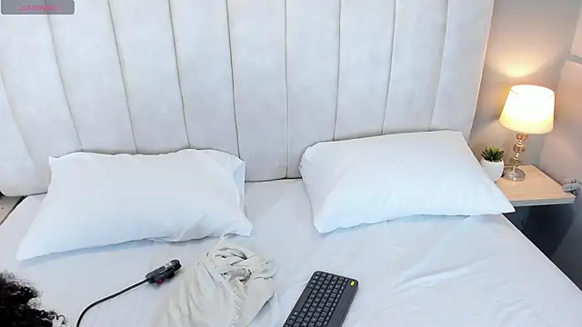 Snapshot of Ashleyy23x chatting on 09-09-25, 08:19 Ashleyy23x online show from 09-09-25, 08:19