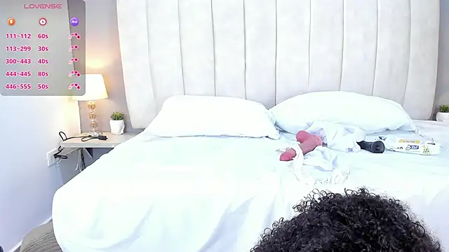 Snapshot of Ashleyy23x chatting on 11-18-25, 07:29 Ashleyy23x online show from 11-18-25, 07:29