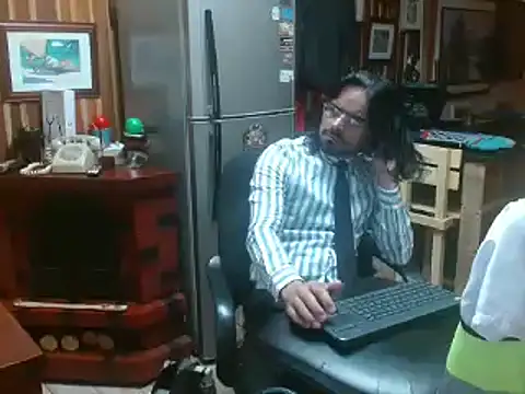 Dr Pocholate84 online show from 01-10-25, 01:52