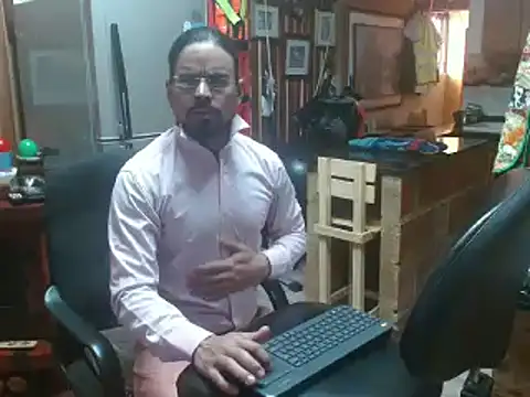 Dr Pocholate84 online show from 01-14-25, 07:11